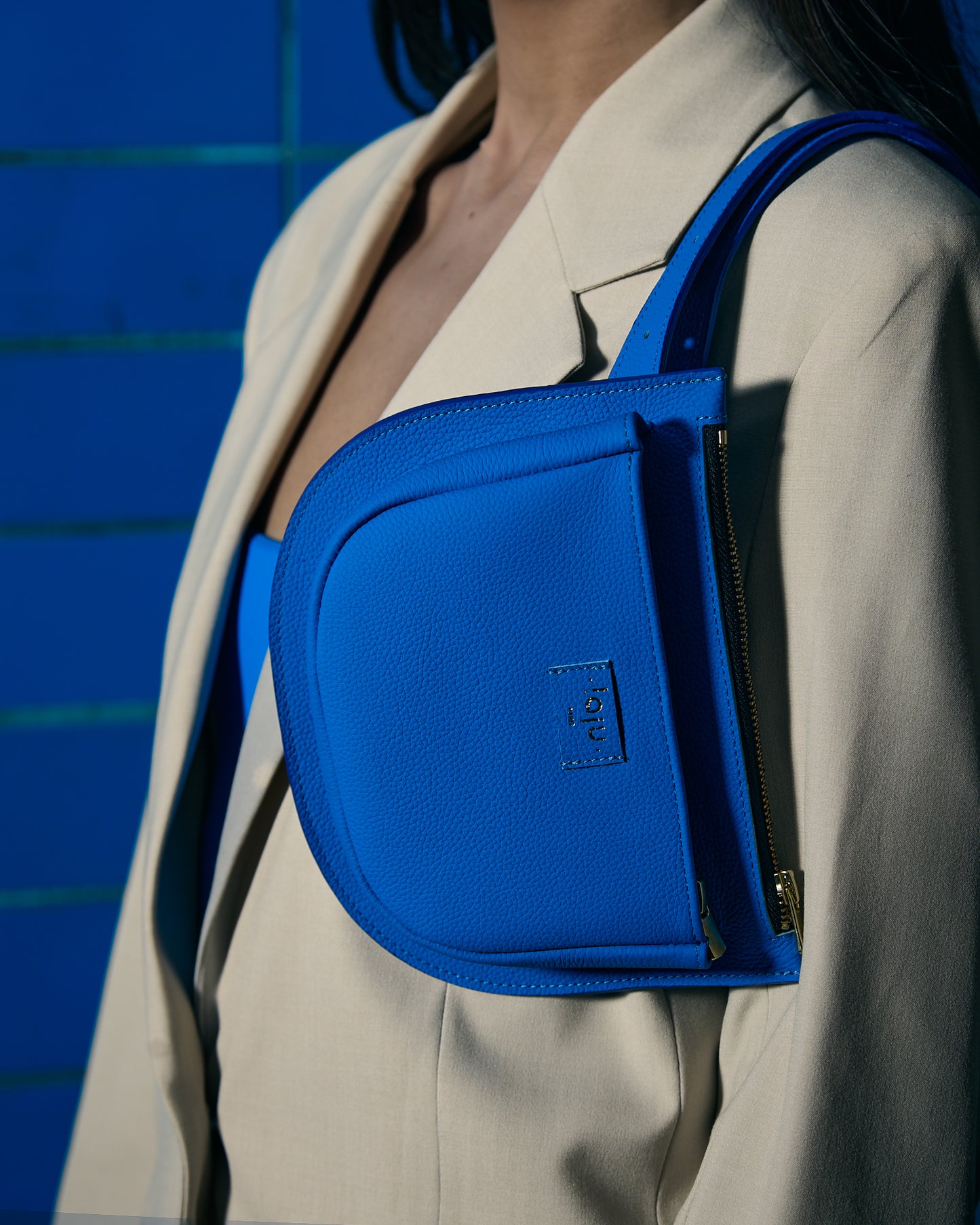 LA BANANE - bleu électrique